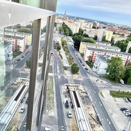Hanza Tower White 24 Pool & Jacussi * Szczecin